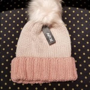 🍓 Apt 9 Rose Pink Knit Hat w Faux Fur Pom Pom